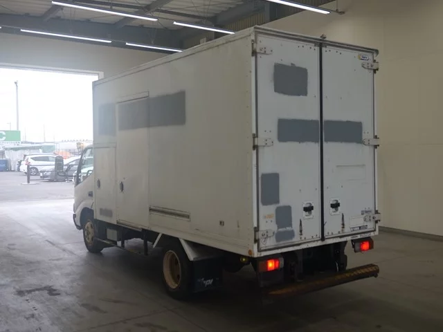 Toyota ToyoAce  с аукциона в Японии