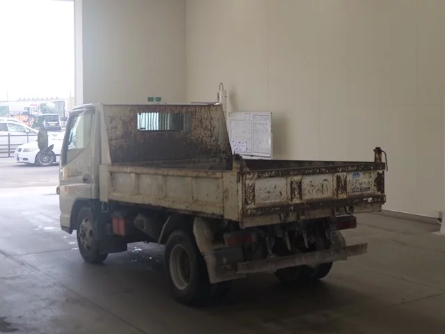 Mitsubishi Fuso Canter  с аукциона в Японии