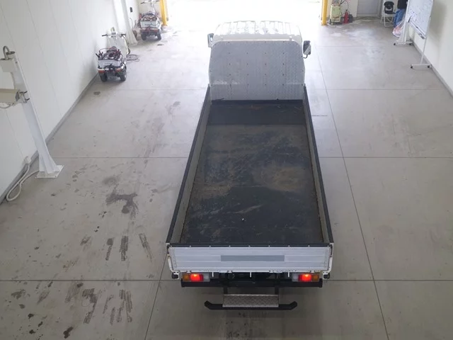 Isuzu Elf  с аукциона в Японии
