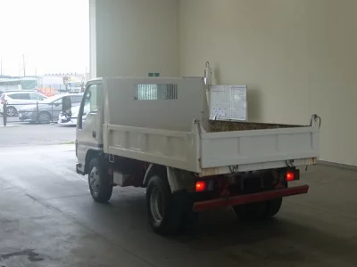 Mazda Titan