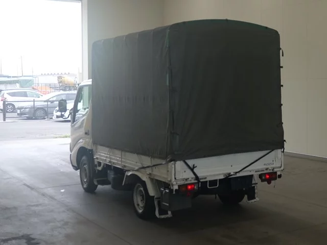 Toyota Dyna  с аукциона в Японии