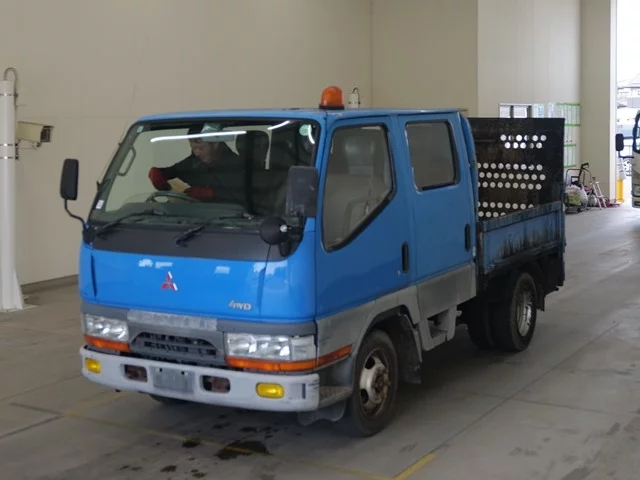 Mitsubishi Fuso Canter  с аукциона в Японии