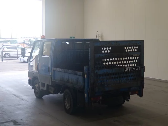 Mitsubishi Fuso Canter  с аукциона в Японии