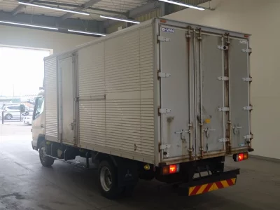 Mitsubishi Fuso Canter