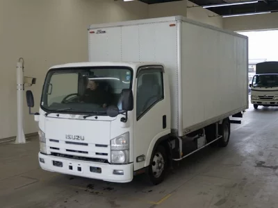 Isuzu Elf
