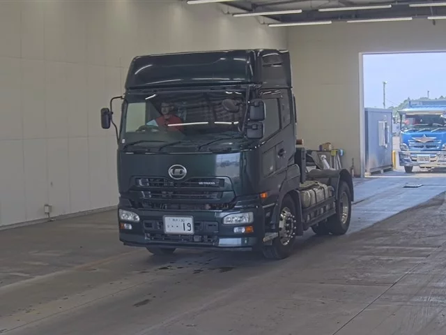 Nissan UD  с аукциона в Японии