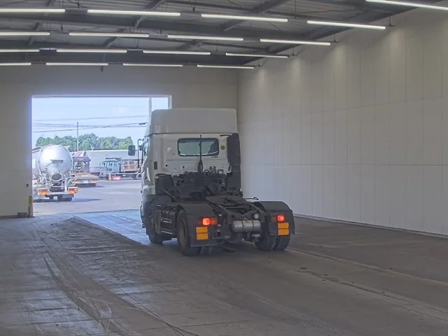 Hino Profia  с аукциона в Японии