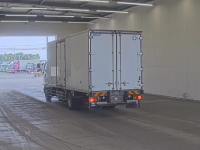 MITSUBISHI FUSO FIGHTER