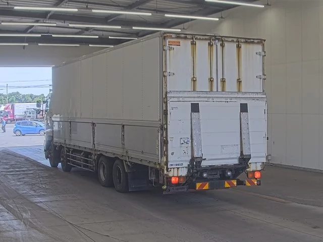 Hino Profia  с аукциона в Японии