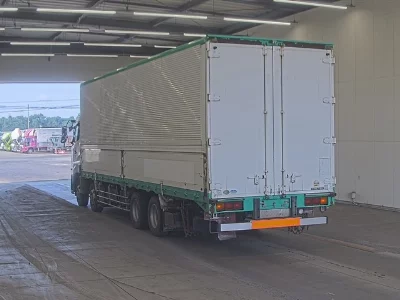 NISSAN DIESEL (UD) QUON