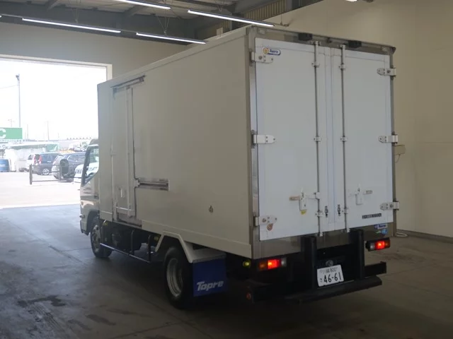 Mitsubishi Fuso Canter  с аукциона в Японии