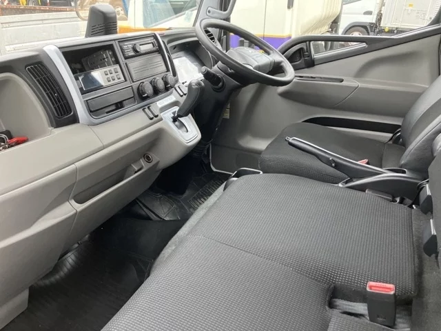 Mitsubishi Fuso Canter  с аукциона в Японии