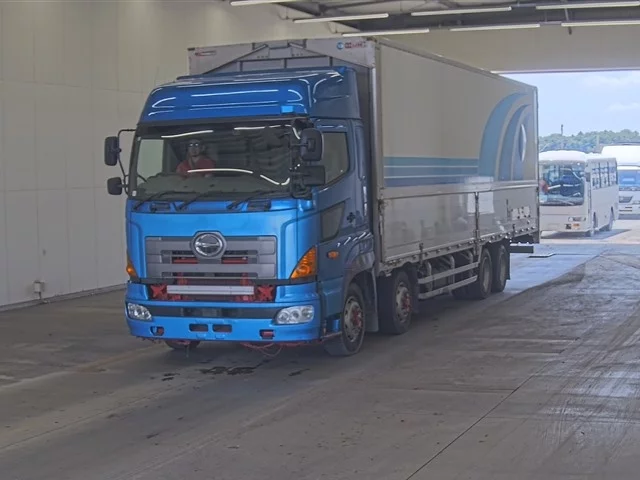 Hino Profia  с аукциона в Японии