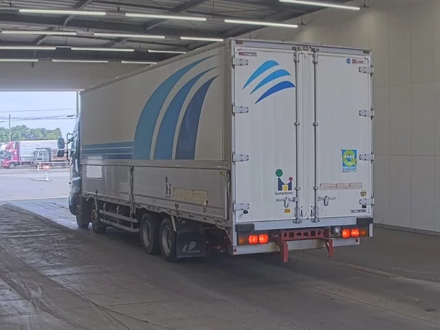 Hino Profia  с аукциона в Японии