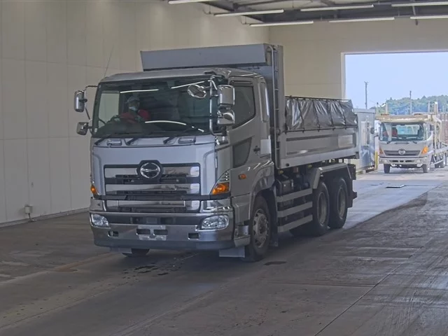 Hino Profia  с аукциона в Японии