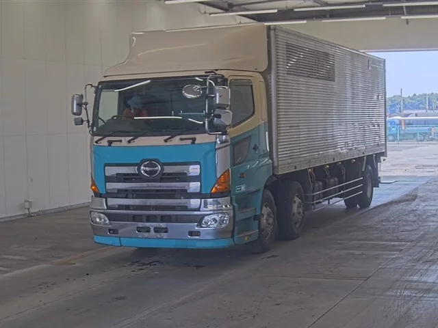 Hino Profia  с аукциона в Японии
