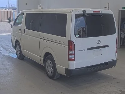 Toyota RegiusAce