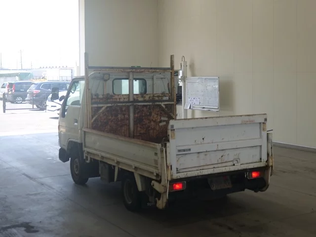 Toyota ToyoAce  с аукциона в Японии