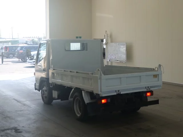 Mitsubishi Fuso Canter  с аукциона в Японии