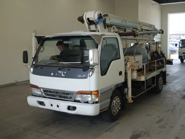 Isuzu Elf  с аукциона в Японии