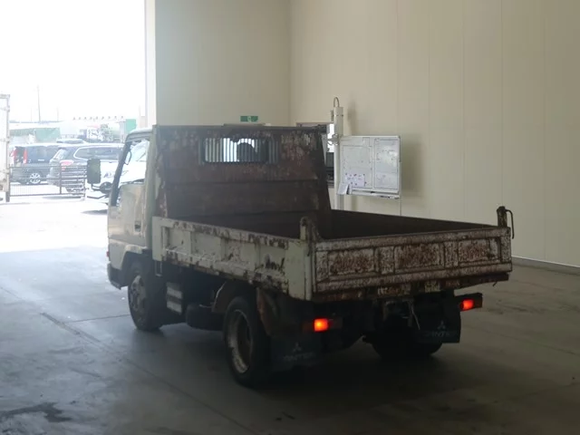 Mitsubishi Fuso Canter  с аукциона в Японии