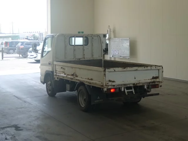 Mitsubishi Fuso Canter  с аукциона в Японии