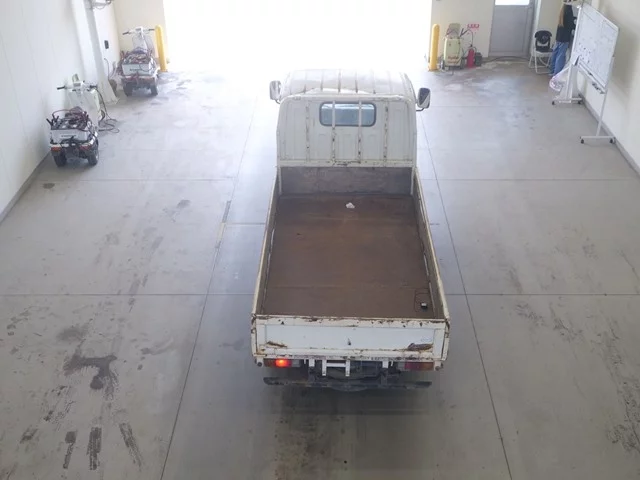 Mitsubishi Fuso Canter  с аукциона в Японии