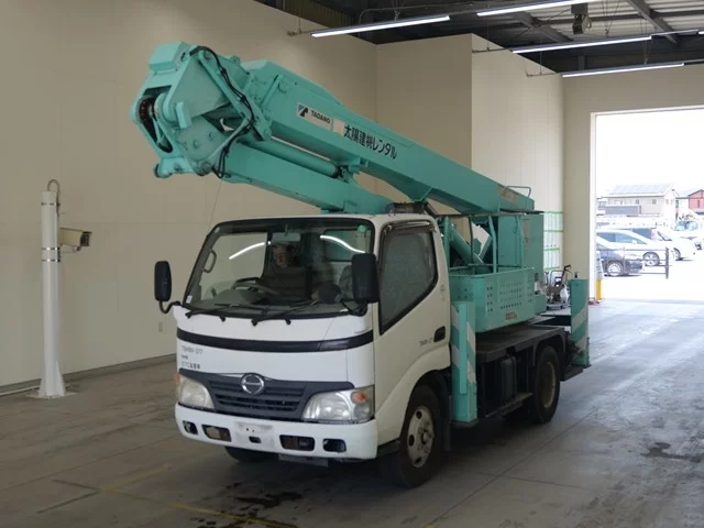 Hino Dutro  с аукциона в Японии