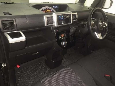 DAIHATSU WAKE