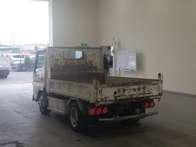 Mitsubishi Fuso Canter  с аукциона в Японии