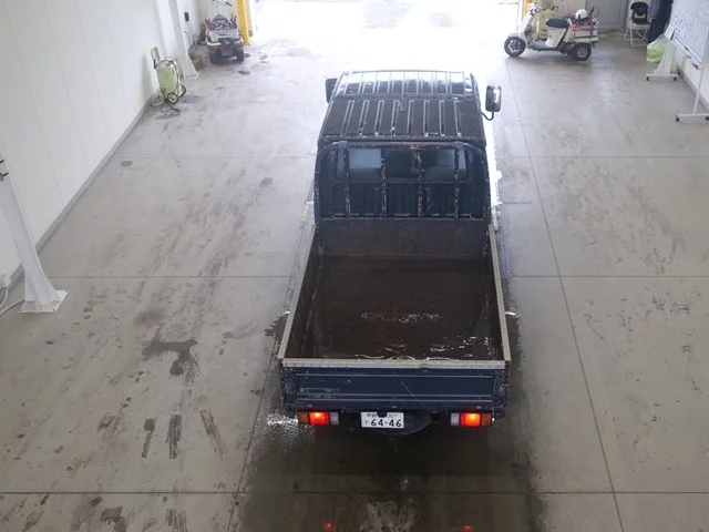 Isuzu Elf  с аукциона в Японии