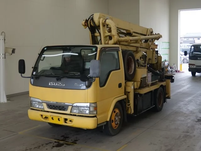Isuzu Elf  с аукциона в Японии