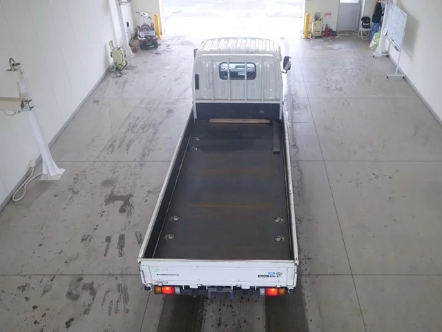 Isuzu Elf  с аукциона в Японии