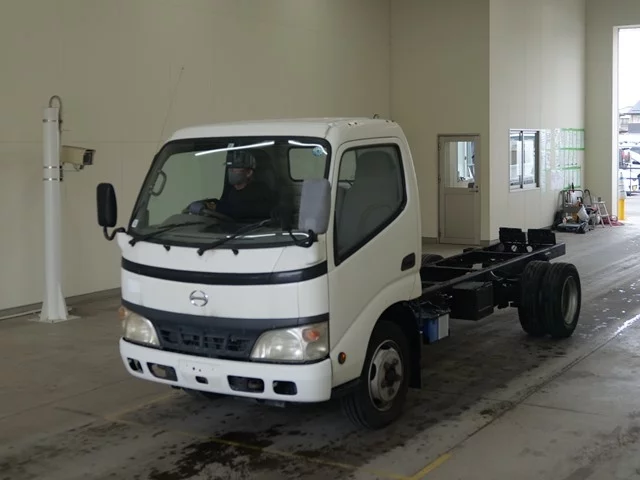 Hino Dutro  с аукциона в Японии