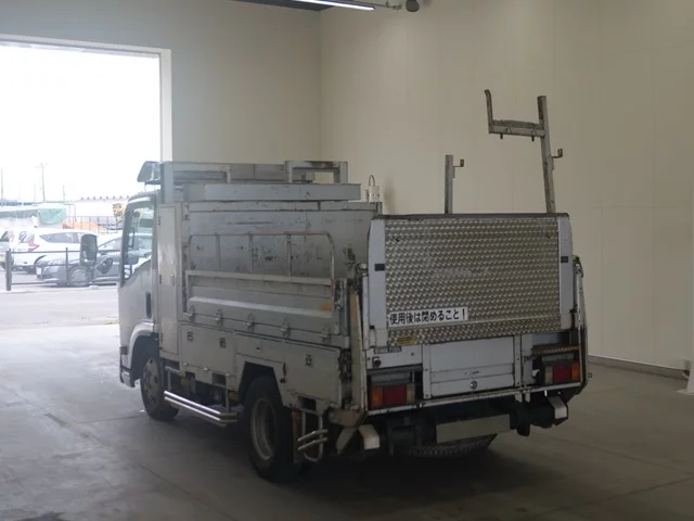 Isuzu Elf  с аукциона в Японии