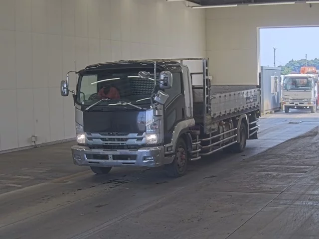 Isuzu Forward  с аукциона в Японии