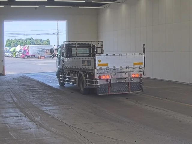 Isuzu Forward  с аукциона в Японии
