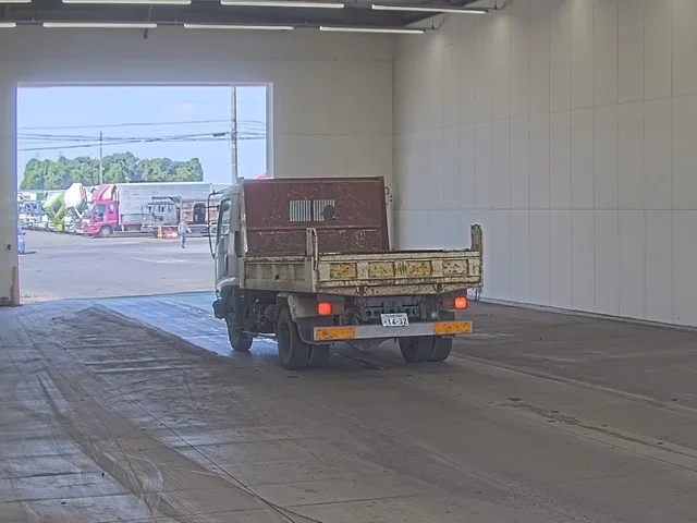 Isuzu Forward  с аукциона в Японии