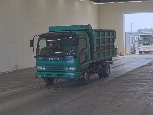 Isuzu Forward  с аукциона в Японии