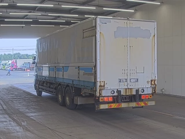 Hino Profia  с аукциона в Японии