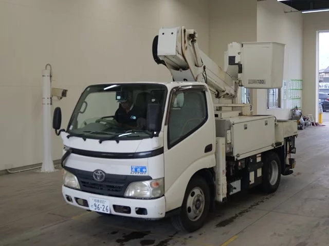 Toyota Dyna  с аукциона в Японии