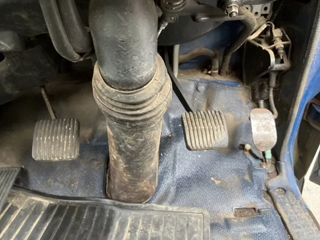 Toyota Dyna  с аукциона в Японии