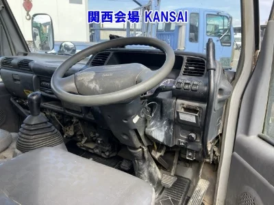 Mazda Titan