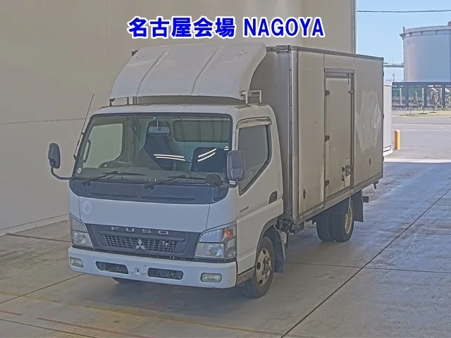 Mitsubishi Fuso Canter  с аукциона в Японии