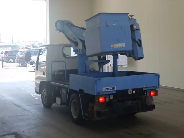 Isuzu Elf  с аукциона в Японии