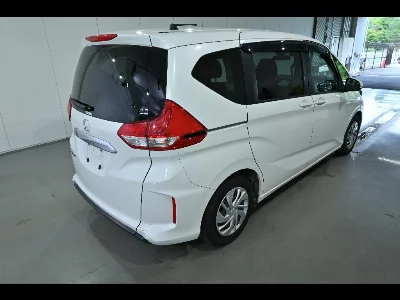 HONDA FREED+