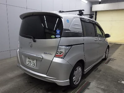 Honda Freed Spike