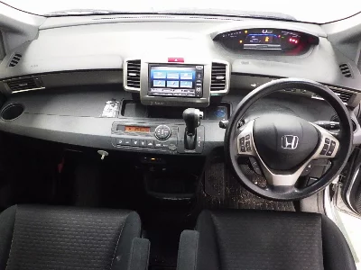 Honda Freed Spike