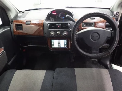 Nissan Otti