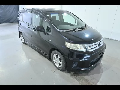 Honda Freed Spike